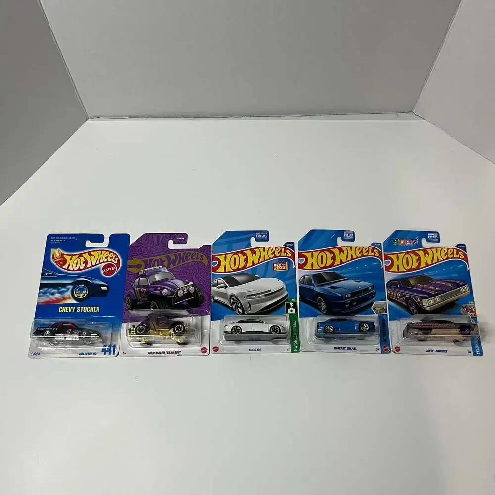 Hot Wheels lot of 10 Assorted Diecast Car Collection